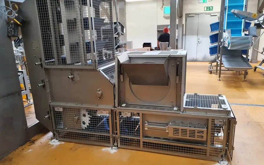 Pet Food ve Aquafeed Tesislerinde Hijyenik Taşıma: Sanitary Design ve CIP Kovalı Elevatörler